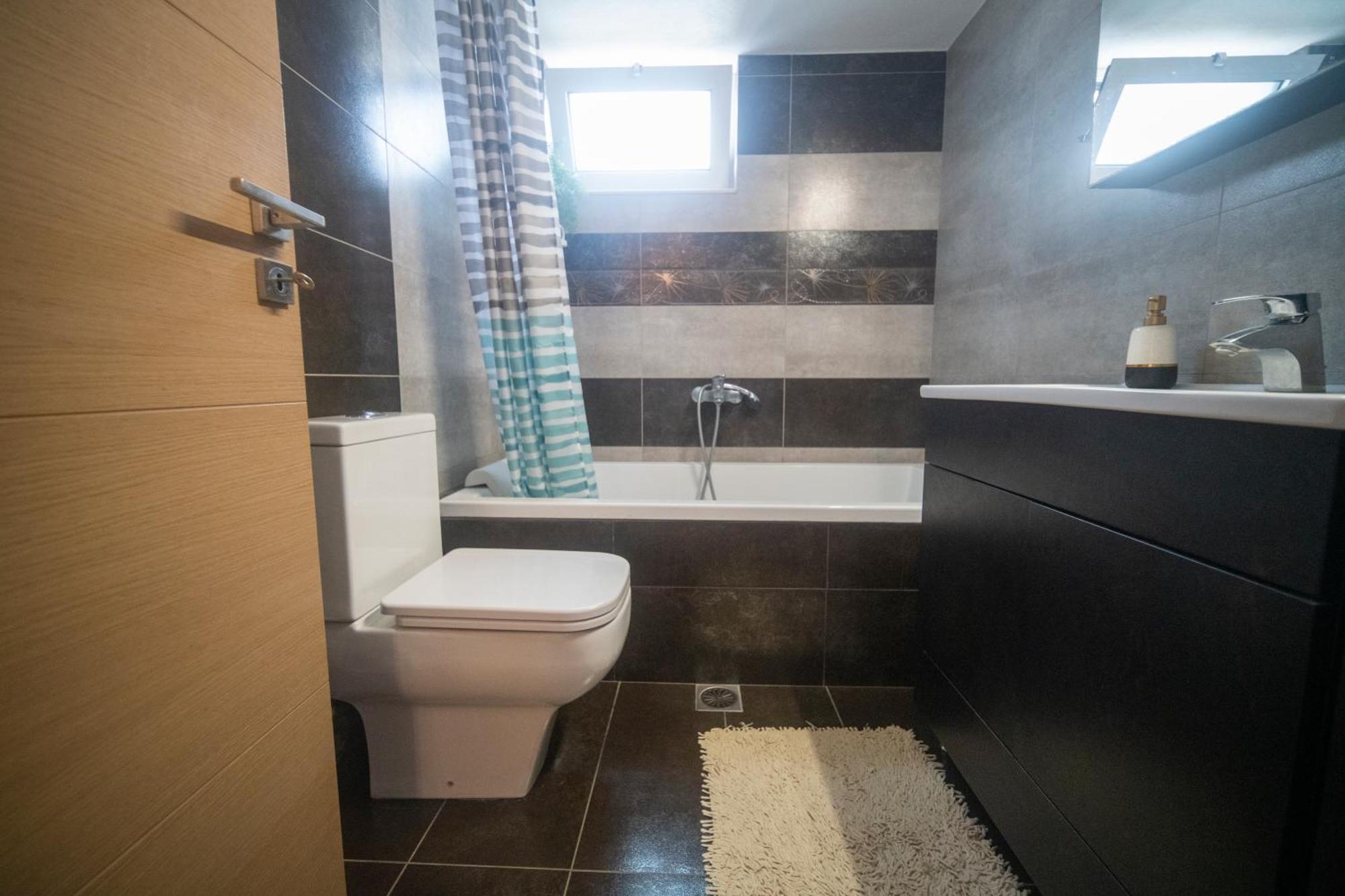4 Seasons Ideal House Tympáki Zewnętrze zdjęcie